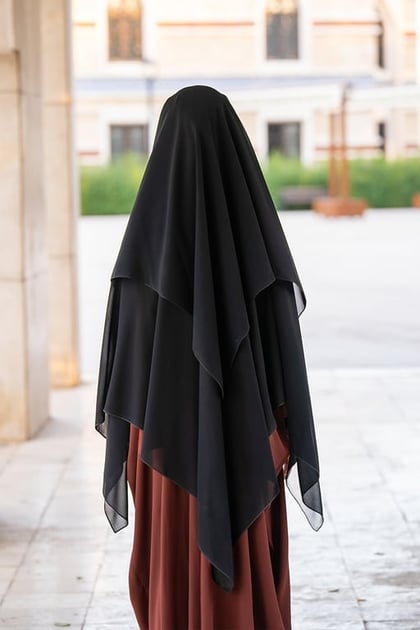 Üç Katlı Kelebek Model Arabia Peçe