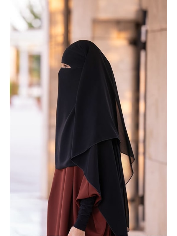 Üç Katlı Kelebek Model Arabia Peçe