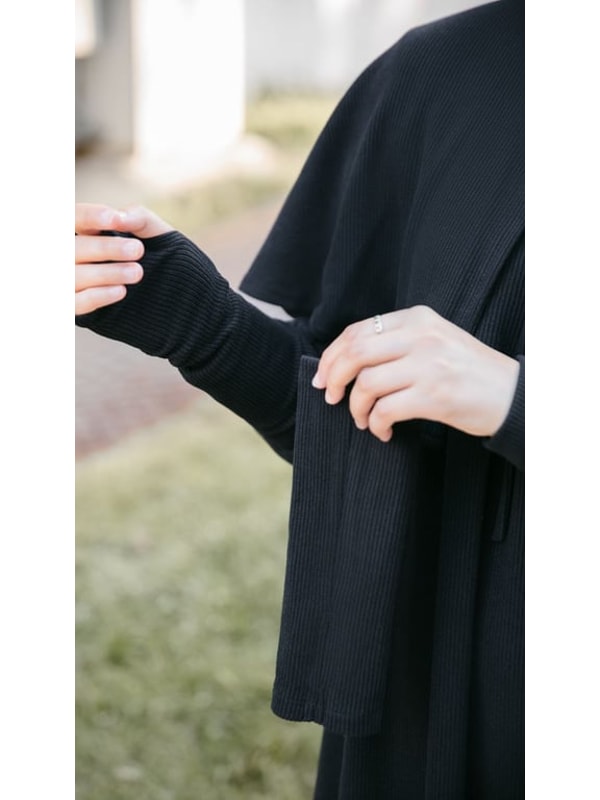 Pelerinli Örme Elbise