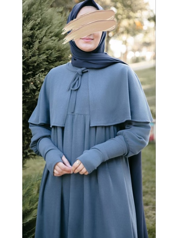 Pelerinli Örme Elbise