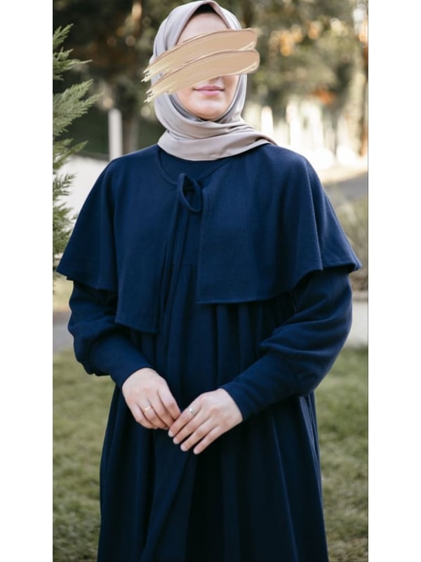 Pelerinli Örme Elbise