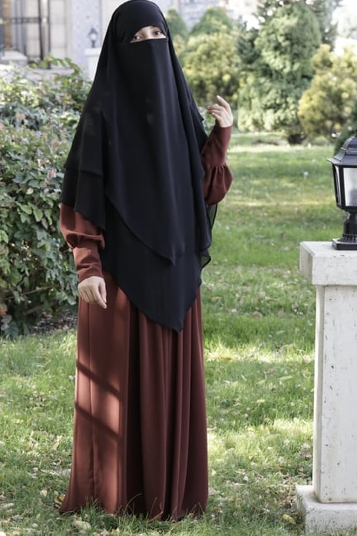 Üç Katlı Peçeli Khimar Sufle