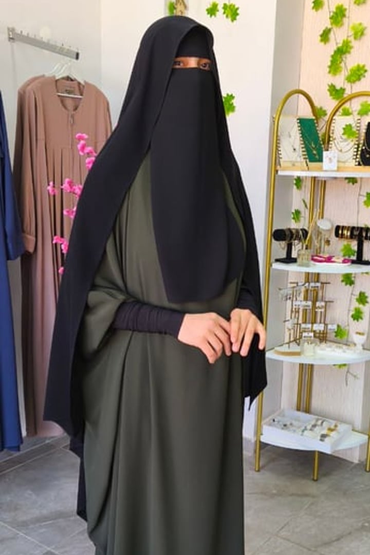 PRATİK GÖLGELİ ŞAL