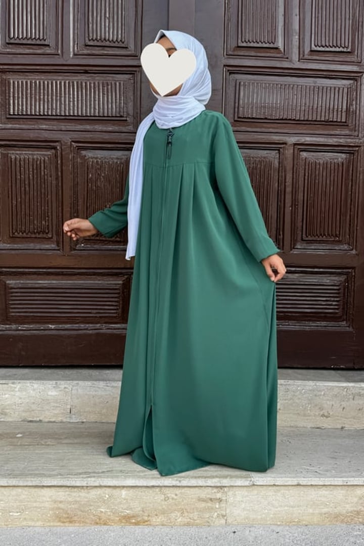 ZEYNEP ÇOCUK FERACESİ