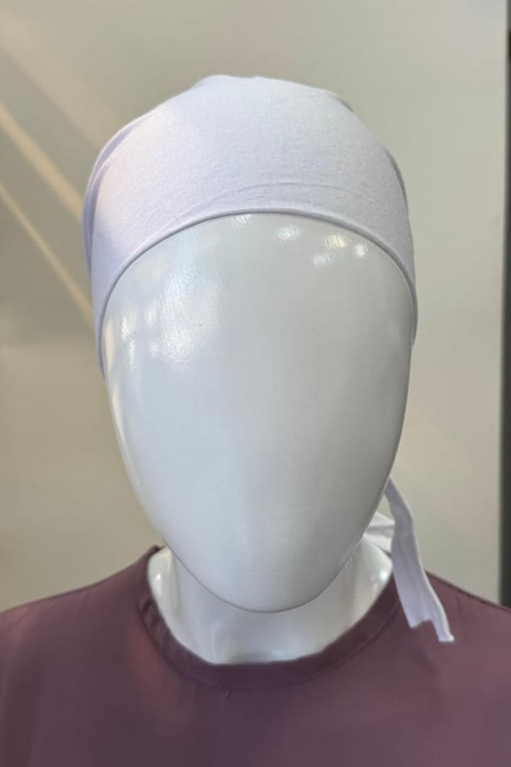 DİKİŞSİZ BEYAZ BONE